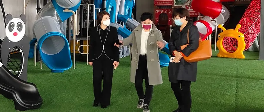 Fighting the "epidemic" together, government leaders implemented precise policies to orderly promote the resumption of work and production of HuaDongPlay Amusement during the epidemic prevention and control period