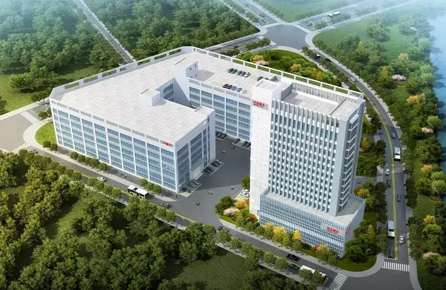 Building a model of high-quality products - Wu Chengqian, the county magistrate of Yongjia County, and his party visited the construction site of HuaDongPlay Amusement New Factory for work research