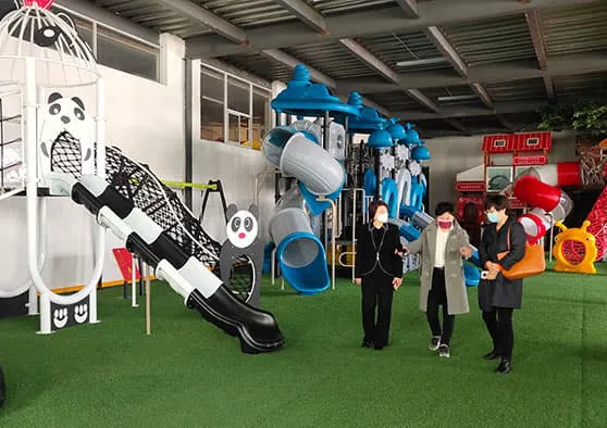 Fighting the "epidemic" together, government leaders implemented precise policies to orderly promote the resumption of work and production of HuaDongPlay Amusement during the epidemic prevention and control period