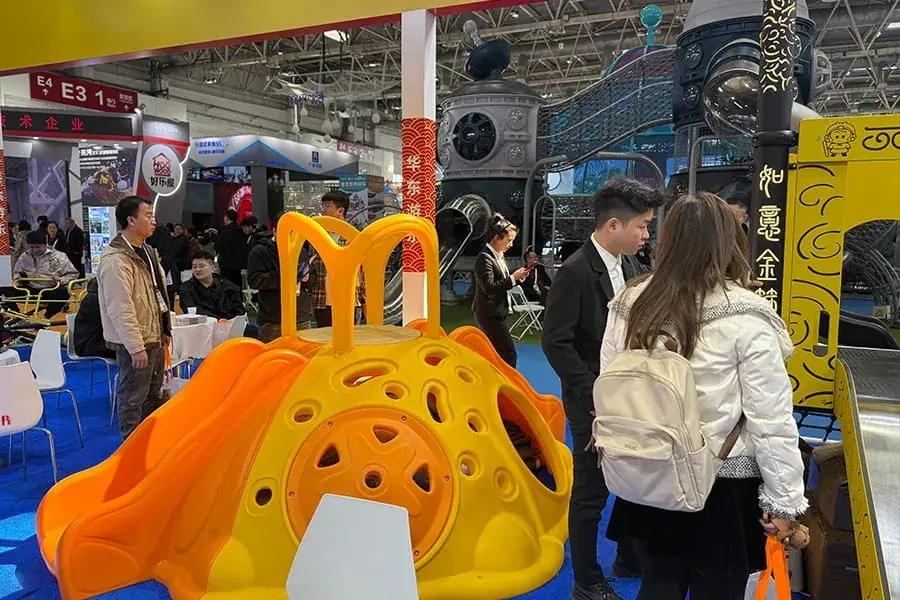 HuaDongPlay Entertainment Equipment CO., LTD Shines at 2025 Beijing International Amusement Expo, Leading Industry Innovation